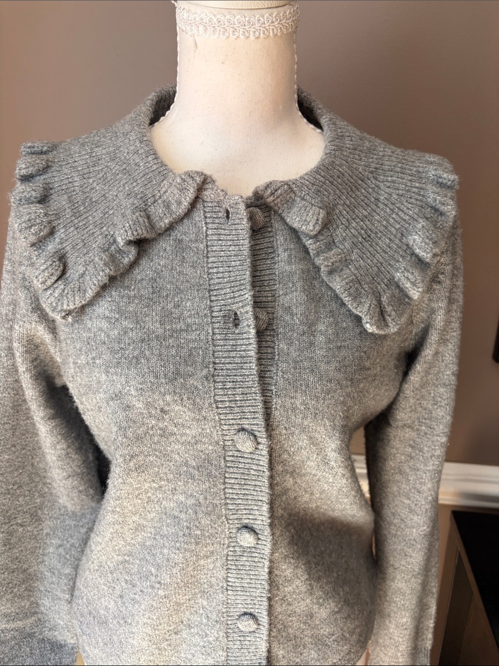Marled Gray Ruffle-Collar Button Cardigan - Picture 2 of 8